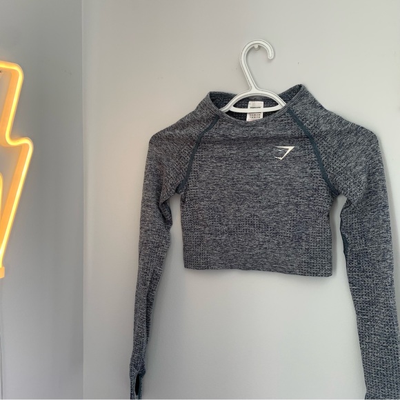 GYMSHARK | Vital Seamless Long-Sleeve Crop Top - Picture 2 of 4